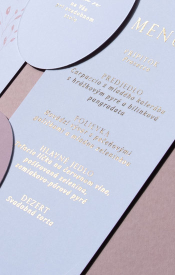 Svadobné menu nežné púdrové lístky